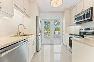 1203 Hillsboro Mile, Pompano Beach, FL 33062 - Photo 29