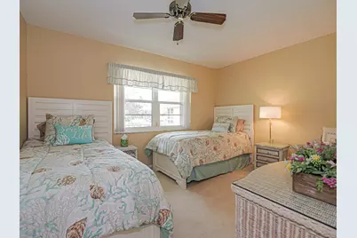 56 Woodland Drive #201, Vero Beach, FL 32962 - Photo 9