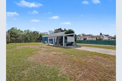 4024 SE 29th Court, Okeechobee, FL 34974 - Photo 3