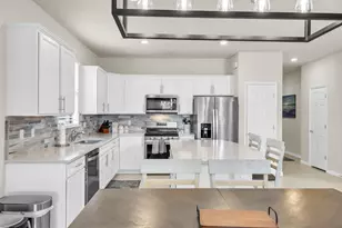 479 SE Vallarta Dr, Port Saint Lucie, FL 34984 - Photo 19