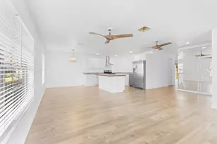 1619 Laurel Leaf Ln, Fort Pierce, FL 34950 - Photo 5