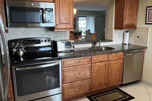 7370 S Oriole Blvd, Delray Beach, FL 33446 - Photo 15