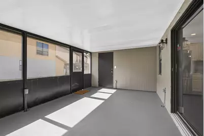 326 Sandtree Drive, West Palm Beach, FL 33403 - Photo 13