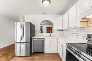 810 Franklin Rd, West Palm Beach, FL 33405 - Photo 9