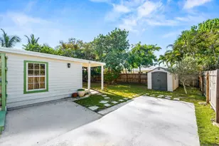810 Franklin Rd, West Palm Beach, FL 33405 - Photo 19
