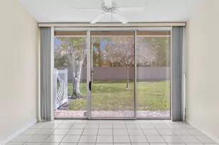 9165 Vineland Ct, Boca Raton, FL 33496 - Photo 9