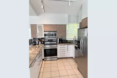 17691 Tiffany Trace Drive, Boca Raton, FL 33487 - Photo 9