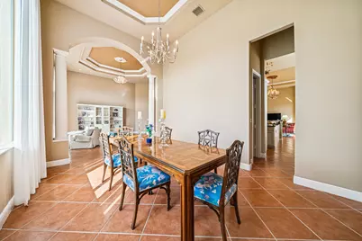 522 Les Jardin Drive, Palm Beach Gardens, FL 33410 - Photo 9