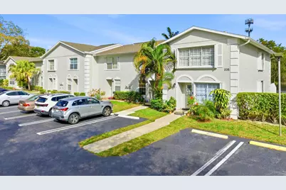 235 Foxtail Drive #B, Greenacres, FL 33415 - Photo 3