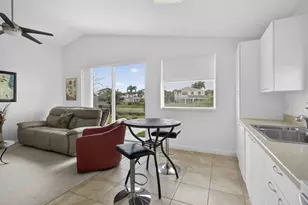 7758 Oak Grove Cir, Lake Worth, FL 33467 - Photo 17