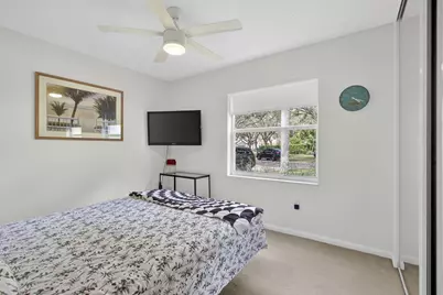 7758 Oak Grove Circle, Lake Worth, FL 33467 - Photo 27