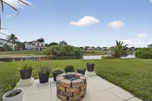 7758 Oak Grove Cir, Lake Worth, FL 33467 - Photo 3