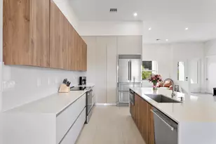 19921 Skyhawk Ln, The Acreage, FL 33470 - Photo 9