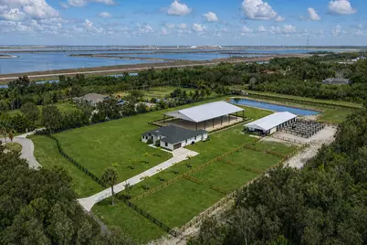 19921 Skyhawk Lane, The Acreage, FL 33470 - Photo 41