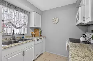 12020 W Greenway Dr, Royal Palm Beach, FL 33411 - Photo 9