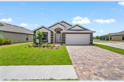 569 Dillard Drive SE, Palm Bay, FL 32909 - Photo 1