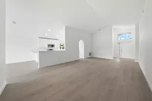 569 Dillard Dr SE, Palm Bay, FL 32909 - Photo 5