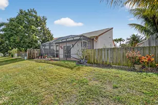 6049 Strawberry Lakes Cir, Lake Worth, FL 33463 - Photo 41