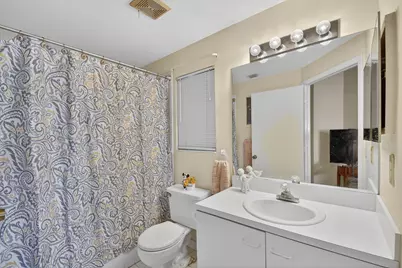 6049 Strawberry Lakes Circle, Greenacres, FL 33463 - Photo 23