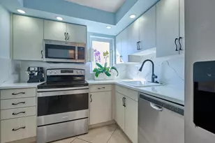 3215 S Ocean Blvd, Boca Raton, FL 33487 - Photo 9