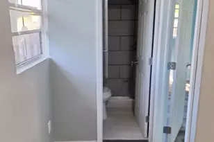 816 Troy Blvd, West Palm Beach, FL 33409 - Photo 9