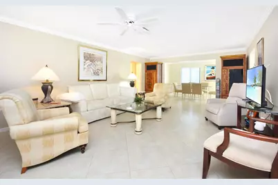 2392 SW 11th Avenue, Boynton Beach, FL 33426 - Photo 3