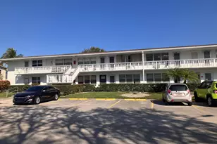 130 Northampton G, West Palm Beach, FL 33417 - Photo 1