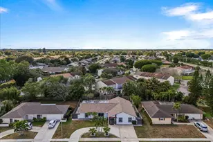 1591 Wyndcliff Dr, Wellington, FL 33414 - Photo 21