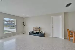 1385 NE Hilltop St, Jensen Beach, FL 34957 - Photo 5