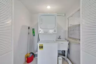 1385 NE Hilltop St, Jensen Beach, FL 34957 - Photo 37