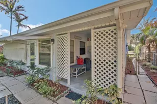 1385 NE Hilltop St, Jensen Beach, FL 34957 - Photo 37