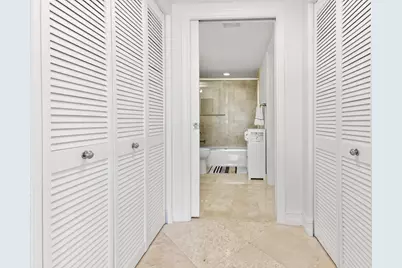 99 SE Mizner Boulevard #813, Boca Raton, FL 33432 - Photo 17