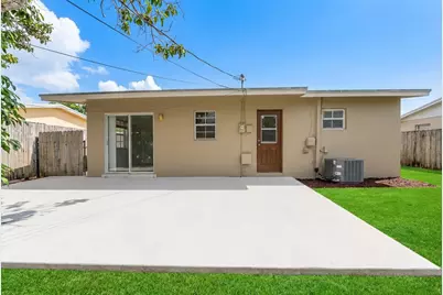 63 Andros Road, Palm Springs, FL 33461 - Photo 23