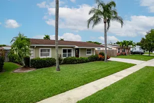 425 Palo Alto Dr, Lake Worth, FL 33461 - Photo 3