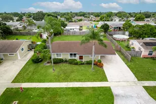 425 Palo Alto Dr, Lake Worth, FL 33461 - Photo 31