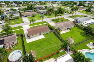 425 Palo Alto Dr, Lake Worth, FL 33461 - Photo 29