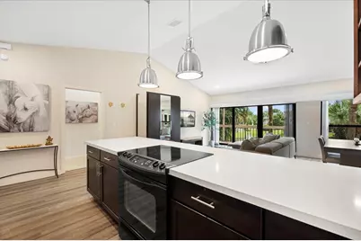 11863 Wimbledon Circle #542, Wellington, FL 33414 - Photo 5