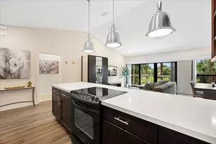 11863 Wimbledon Circle, Wellington, FL 33414 - Photo 5