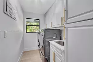 2824 NW 28th St, Boca Raton, FL 33434 - Photo 17