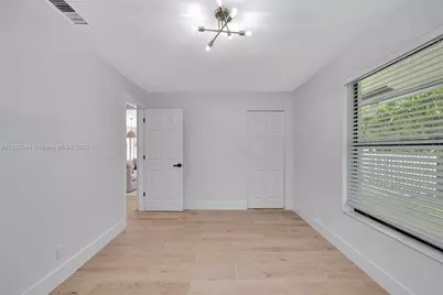 2824 NW 28th Street, Boca Raton, FL 33434 - Photo 13