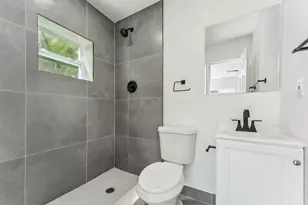 489 NW 2nd Way, Deerfield Beach, FL 33441 - Photo 5