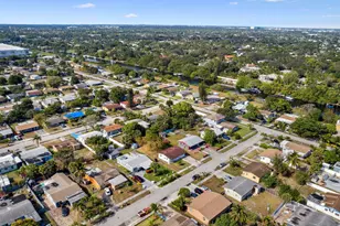 701 NW 2nd Ave, Deerfield Beach, FL 33441 - Photo 11