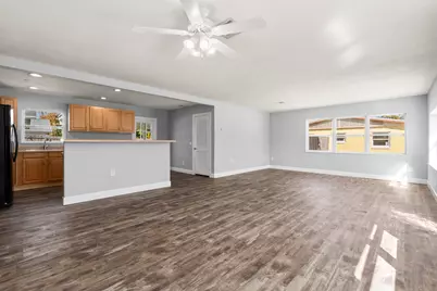 924 SE Dolphin Drive, Stuart, FL 34996 - Photo 11