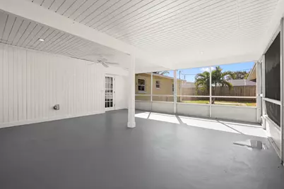 924 SE Dolphin Drive, Stuart, FL 34996 - Photo 29