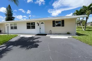 2821 Duke Ln, Delray Beach, FL 33445 - Photo 3