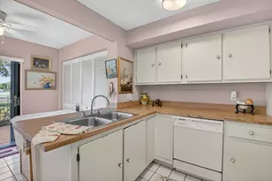 6535 Parkview Dr, Boca Raton, FL 33433 - Photo 15