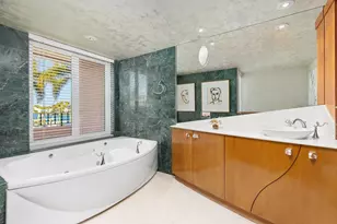 140 SE 5th Ave, Boca Raton, FL 33432 - Photo 23