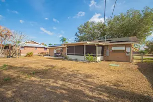 1686 SE Biddle Ln, Port Saint Lucie, FL 34983 - Photo 21