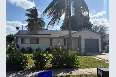 816 NW 8th Avenue, Boynton Beach, FL 33426 - Photo 1