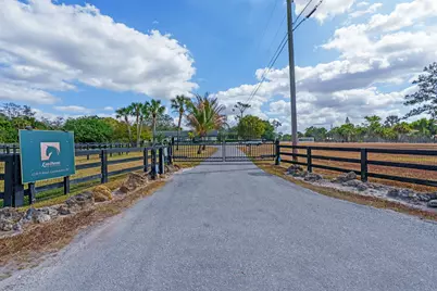 1230 F Road, Loxahatchee, FL 33470 - Photo 15